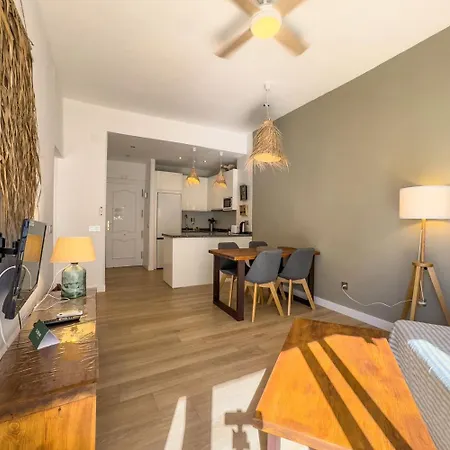 Skol 420c Fantástico 1 Primera Linea De Playa Apartamento